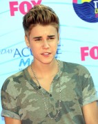 Джастин Бибер (Justin Bieber) Teen Choice Awards, California, 22.07.12 (56xHQ) 16b6cc204119176