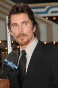 Кристиан Бэйл (Christian Bale) 2009-06-23 At Public Enemies Premiere in LA - 184xHQ 9bace4207600576
